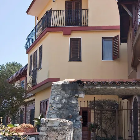 Bed & Breakfast U Palmentu Taormina