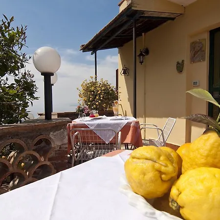 Bed and Breakfast U Palmentu